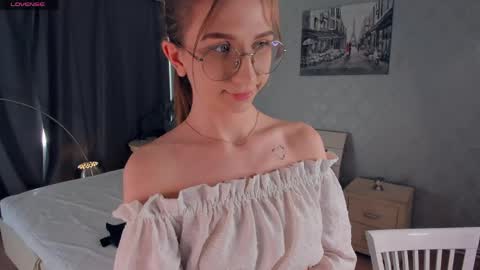 Elizabeth online show from April 2026 01:41:02 PM