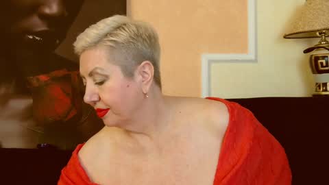 Snapshot of posh_lady chatting on January 2025 10:30:02 PM LADY POSH online show from January 2025 10:30:02 PM