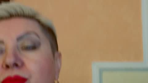 Snapshot of posh_lady chatting on January 2025 10:44:02 PM LADY POSH online show from January 2025 10:44:02 PM