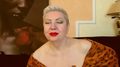 Snapshot of posh_lady chatting on February 2025 02:50:01 AM LADY POSH online show from February 2025 02:50:01 AM