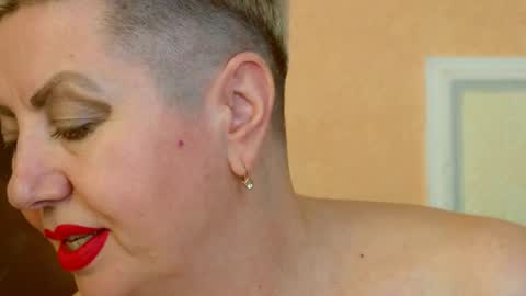Snapshot of posh_lady chatting on March 2025 09:59:01 PM LADY POSH online show from March 2025 09:59:01 PM