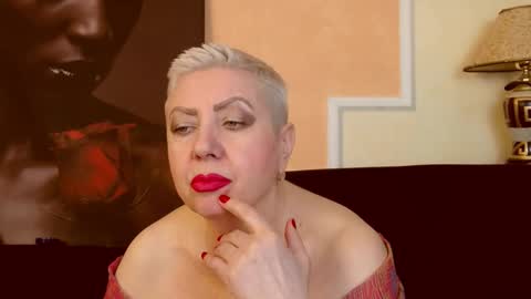 Snapshot of posh_lady chatting on October 2025 09:02:01 PM LADY POSH online show from October 2025 09:02:01 PM