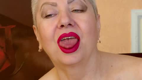 Snapshot of posh_lady chatting on October 2025 08:42:01 PM LADY POSH online show from October 2025 08:42:01 PM