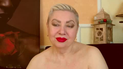 LADY POSH online show from April 2026 07:42:01 PM