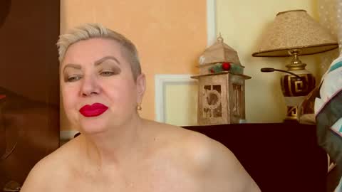LADY POSH online show from May 2026 09:41:02 PM
