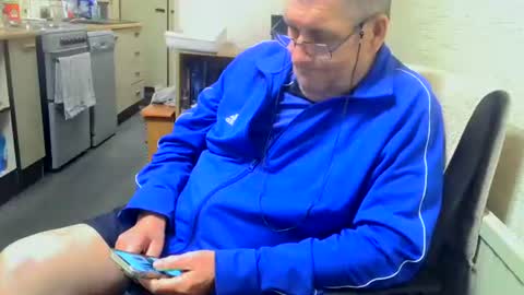 poshman65 online show from November 2025 09:13:01 PM