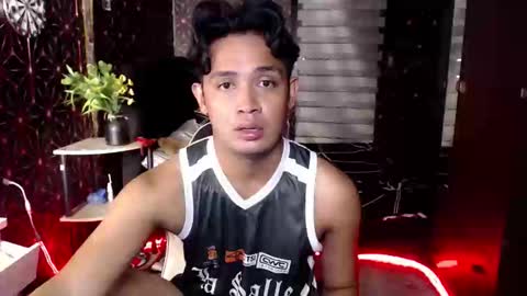 VEeeAsian online show from January 2026 10:29:02 AM