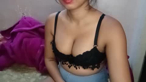 poulomi online show from December 2025 07:05:01 AM