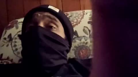 Snapshot of poundgame0710 chatting on December 2025 04:43:01 AM PipeLayerPlayer007 online show from December 2025 04:43:01 AM