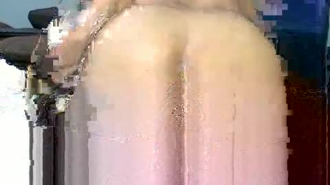 Snapshot of poundittt chatting on September 2025 12:10:01 AM dikud0wn online show from September 2025 12:10:01 AM