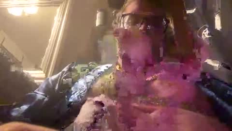 poundsquad305 online show from October 2025 05:52:02 AM