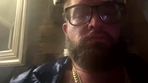 poundsquad305 online show from October 2025 02:34:02 AM