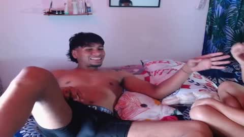 ALEX Y ALEXA online show from February 2026 04:17:02 AM