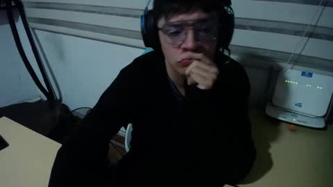 powerfulzeus2 online show from December 2025 02:16:02 AM