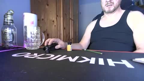 Tom PP online show from November 2025 02:44:02 AM