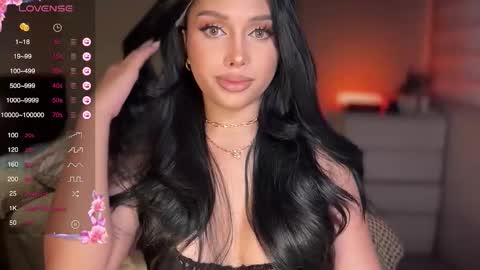 Snapshot of precious_amber69 chatting on October 2025 01:09:02 AM Oh my Amber online show from October 2025 01:09:02 AM