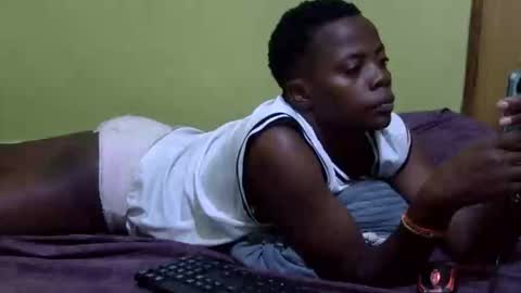 Snapshot of precious_nesh chatting on December 2025 04:03:01 PM precious_nesh online show from December 2025 04:03:01 PM