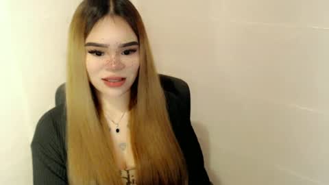 MAXXINE online show from May 2026 04:41:01 AM