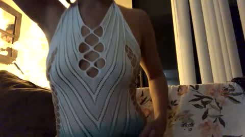 Snapshot of preciousmami chatting on November 2025 05:42:02 AM preciousmami online show from November 2025 05:42:02 AM