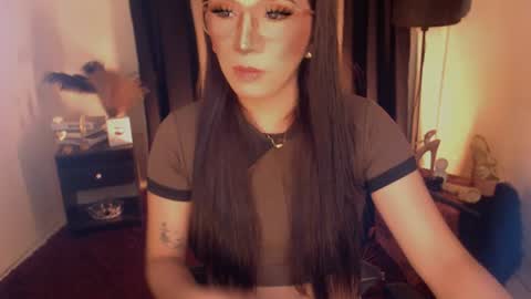 Snapshot of preciousrosedoll chatting on June 2026 07:17:01 AM Rosedoll online show from June 2026 07:17:01 AM