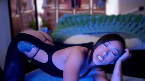 PreeminentJess online show from October 2025 08:01:01 AM