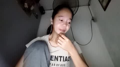 Snapshot of preetydinah chatting on December 2024 11:41:02 PM Dinah online show from December 2024 11:41:02 PM