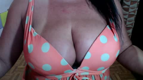 Snapshot of pregnant4twins chatting on July 2026 04:54:02 AM BEING SINGLE PREGNANT HAVING TWINS IS NOT EASY SO PLS DONT MAKE ME STRESS IF YOU CANT HELP BE CONSIDERATETHANK YOU online show from July 2026 04:54:02 AM