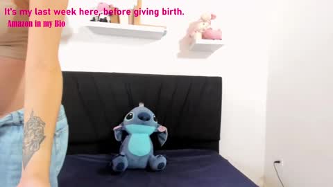 Angelly online show from January 2025 11:20:02 AM