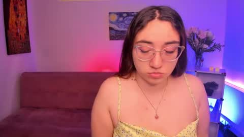 Camila  online show from June 2026 01:31:02 PM