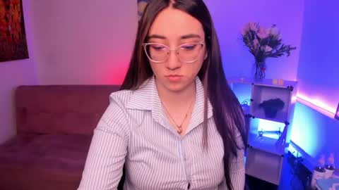 Camila  online show from June 2026 12:29:02 PM