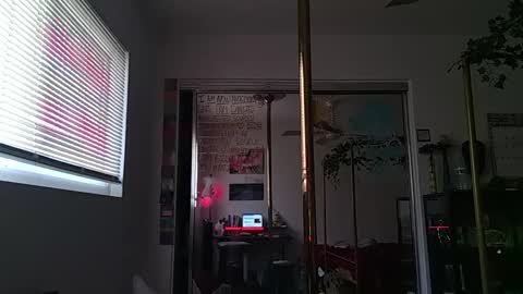 PrettiBritti online show from February 2026 10:58:02 PM