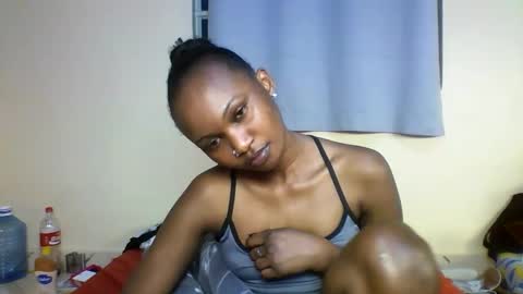 Prettie candy9 online show from September 2025 12:44:02 AM