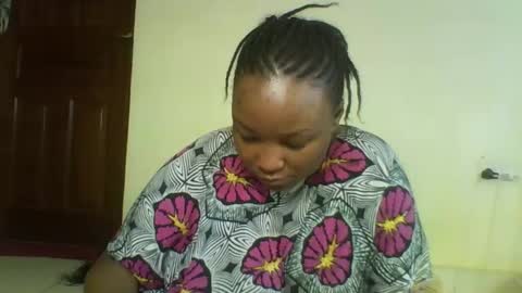 Prettie diva online show from September 2025 12:59:02 PM