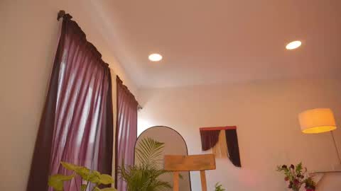 Snapshot of pretties_nay chatting on February 2025 05:36:01 PM Nayrobi online show from February 2025 05:36:01 PM