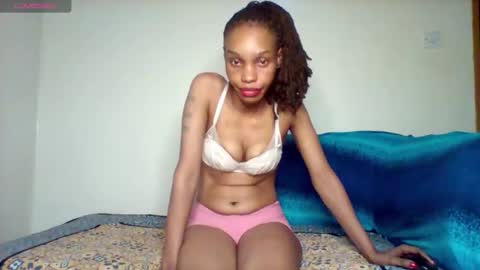 Snapshot of pretty253 chatting on April 2026 06:12:01 PM pretty253 online show from April 2026 06:12:01 PM