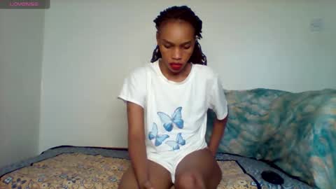 Snapshot of pretty253 chatting on April 2026 06:53:01 AM pretty253 online show from April 2026 06:53:01 AM