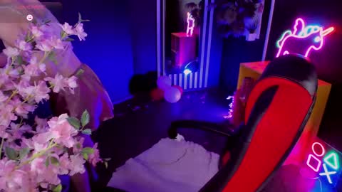 Lady vikki  online show from April 2026 07:11:02 AM