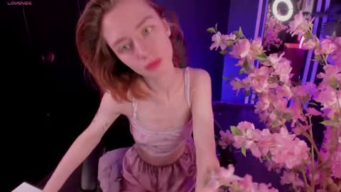 Snapshot of pretty__victoria chatting on May 2026 06:09:02 AM Lady vikki online show from May 2026 06:09:02 AM