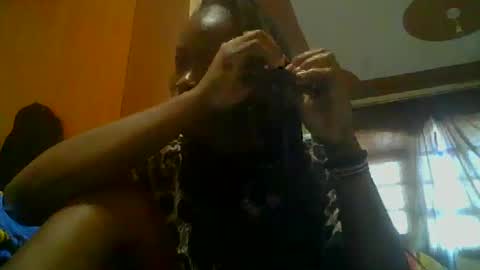 abella online show from October 2025 10:23:02 AM