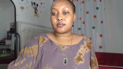 Snapshot of pretty_annah chatting on September 2025 04:23:01 PM Annah online show from September 2025 04:23:01 PM