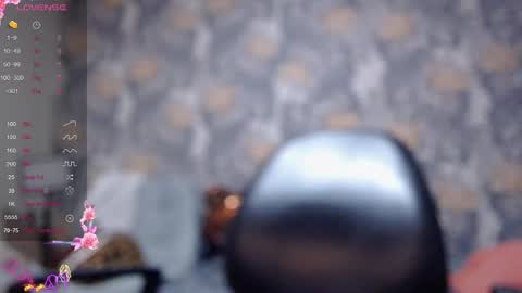 pretty_cristal22 online show from May 2026 12:43:01 PM