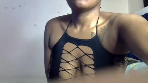 pretty_daina3 online show from July 2026 12:55:01 PM