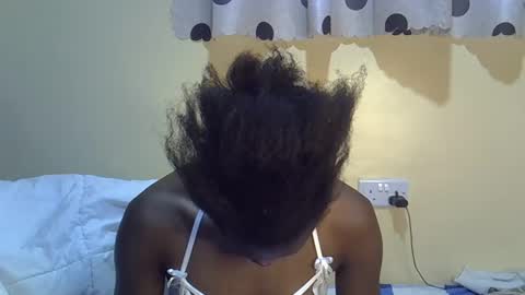 pretty_daniella online show from February 2025 03:39:01 PM