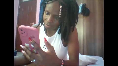 Snapshot of pretty_darya chatting on December 2024 12:01:02 PM pretty_darya online show from December 2024 12:01:02 PM