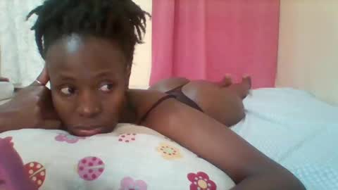 Snapshot of pretty_darya chatting on February 2025 04:15:02 AM pretty_darya online show from February 2025 04:15:02 AM