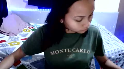 pretty_dharryhann online show from December 2025 02:49:01 AM