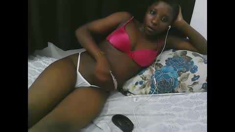 Snapshot of pretty_do chatting on April 2026 01:13:02 PM pretty online show from April 2026 01:13:02 PM