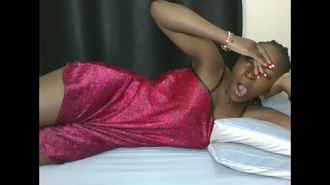 Anne online show from November 2025 07:05:02 PM