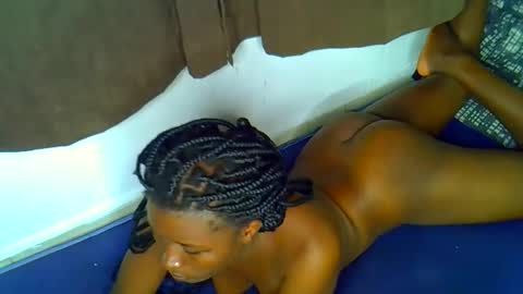 Snapshot of pretty_ebony_dolls chatting on November 2025 06:20:02 PM riri online show from November 2025 06:20:02 PM