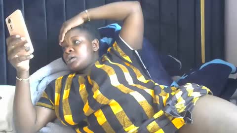 Snapshot of pretty_gaal chatting on December 2024 07:05:01 AM pretty_gaal online show from December 2024 07:05:01 AM
